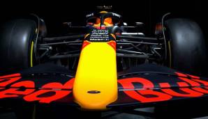 RED BULL: Das ist der neue RB18 - das Arbeitsgerät von Weltmeister Max Verstappen und Sergio Perez. Die größeren Reifen stechen sofort ins Auge. Für Red-Bull-Teamchef Christian Horner die "größte Reglementänderung der vergangenen 30 Jahre".