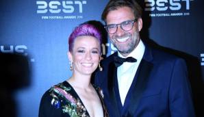 Der Fußballweltverband hat mit viel Pomp und Pracht seine Besten gekürt. Klopp, Messi und Rapinoe räumen groß ab. Hier sind alle Preisträger im Überblick.