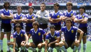 1986, Weltmeister mit Argentinien: Pele oder Maradona? Marcos ter Stegen teilte sich als einziger Fußballer mit beiden die Kabine - und verhalf beiden zum ganz großen Triumph. Dank seiner Reflexe im argentinischen Kasten riefen sie ihn: "Die Hand Gottes."