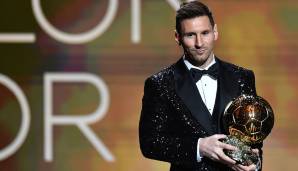 Lionel Messi hat zum siebten Mal in seiner Karriere den Ballon d'Or gewonnen. Robert Lewandowski hingegen wurde überraschend nur Zweiter. Das Netz reagierte entsprechend.