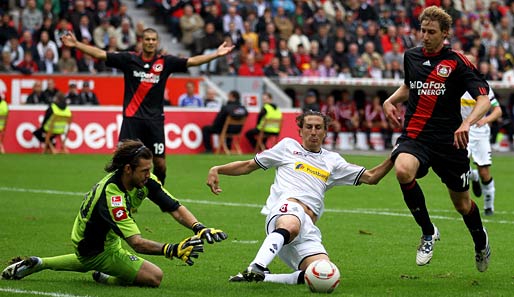 Roel Brouwers (in Weiß) stand für die Borussia in acht Spielen in der Innenverteidigung