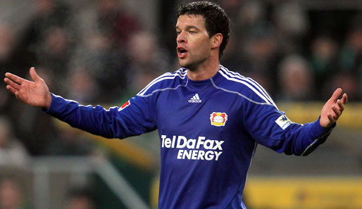 Michael Ballack steht gegen Hannover wohl in der ersten Elf