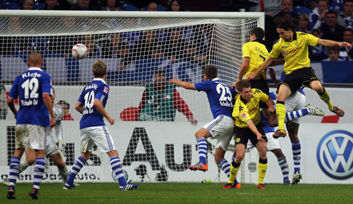 In der Hinrunde besiegte Borussia Dortmund die Königsblauen mit 3:1 auf Schalke