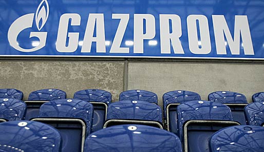Die Gazprom-Werbebanden leuchten aktuell in der Bundesliga nur in der Schalker Veltins Arena