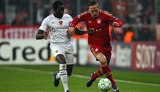 Franck Ribery (r.) sagt nach den letzten Erfolgen forsch: "Fünf Punkte kann man aufholen"