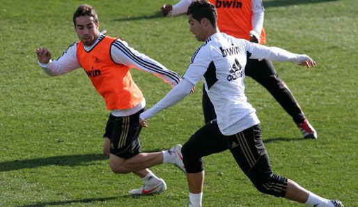 Daniel Caravajal (l.) spielte seit 2002 in der Jugend von Real Madrid