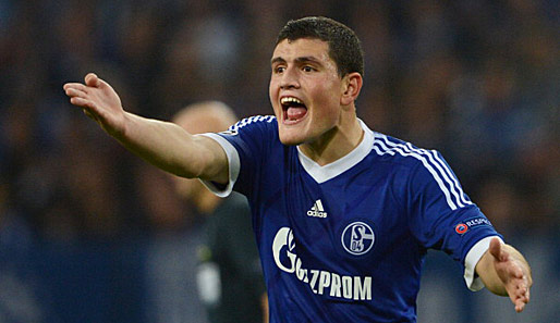 Kyriakos Papadopoulos muss von der Mannschaft isoliert werden