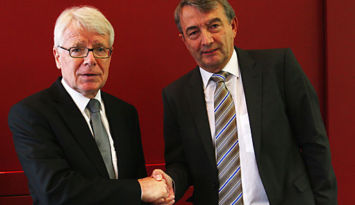 Reinhard Rauball (l.) ist keine Fan von Doppelfunktionen und Outing