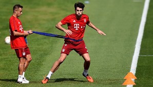 Javi Martinez im Trainig mit Rafinha