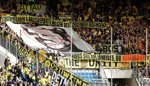 Die BVB-Fans mit einem beleidigenden Plakat gegen Hoffenheims Dietmar Hopp.