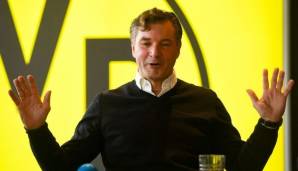 Michael Zorc von Borussia Dortmund sieht den Abstand zum FC Bayern München anwachsen.