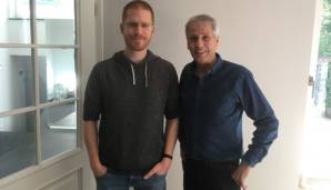 SPOX-Redakteur Jochen Tittmar sprach mit BVB-Trainer Lucien Favre in dessen Haus in Dortmund.