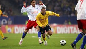 Delron Buckley (von 2005-2009 beim BVB). Eine starke Saison in Bielefeld qualifizierte ihn für die Borussia, dort folgten jedoch nur schwache Spielzeiten. Wurde zwischenzeitlich nach Basel verliehen. In 70 Pflichtspielen gelang ihm ein mickriges Törchen.