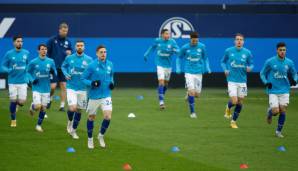 FC SCHALKE 04: Die Königsblauen gehen schon am Dienstag ins Quarantäne-Trainingslager, ehe am Mittwoch das Nachholspiel gegen Hertha BSC auf dem Programm steht. Der Klub gab keinen genauen Aufenthaltsort an.