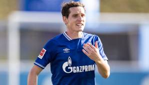 Ex-Nationalspieler Sebastian Rudy ist trotz Aufforderung nicht zum Coronatest vor dem Vorbereitungsstart beim Fußball-Zweitligisten FC Schalke 04 erschienen und hat damit für Irritationen gesorgt.