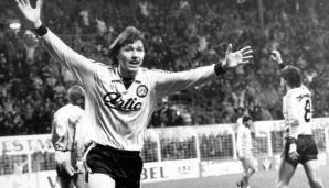 1985/86: JÜRGEN "KOBRA" WEGMANN (von 1989 - 1993 beim BVB). Der Mittelstürmer machte insgesamt 138 Spiele für den BVB und erzielte 46 Tore.