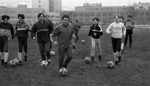 März 1985. Fredi Bobic ist auf diesem Bild zwölfeinhalb und spielt in der Jugend beim VfB Stuttgart. Wir gehen gleich noch näher ran ...