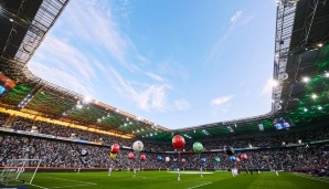 BORUSSIA MÖNCHENGLADBACH - Stadion: Borussia-Park (54.022 Zuschauer) | Preis Bier (0,5 l): 4,50 Euro | Preis Bratwurst: 3,50 Euro