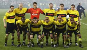 PLATZ 2: Sommer 2001 (12 Prozent der Stimmen) - Ausgaben: 49,6 Millionen Euro | Einnahmen: 19,15 Mio. Euro | Saldo: -30,45 Mio. Euro. Der BVB wurde Meister und erreichte das Finale des UEFA Cups.