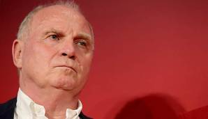 Uli Hoeneß hat sich nach dem ersten Bundesliga-Spieltag über den Videoschiedsrichter echauffiert.