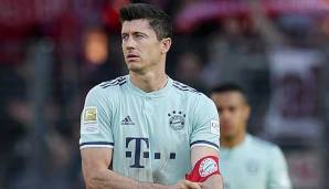 Robert Lewandowski hat Spekulationen um Begleitumstände eines möglichen Wechsels zu PSG dementiert.