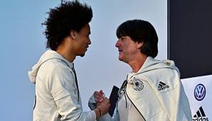 Bundestrainer Joachim Löw kündigte ein Gespräch mit Leroy Sane bezüglich der kursierenden Wechselgerüchte an.