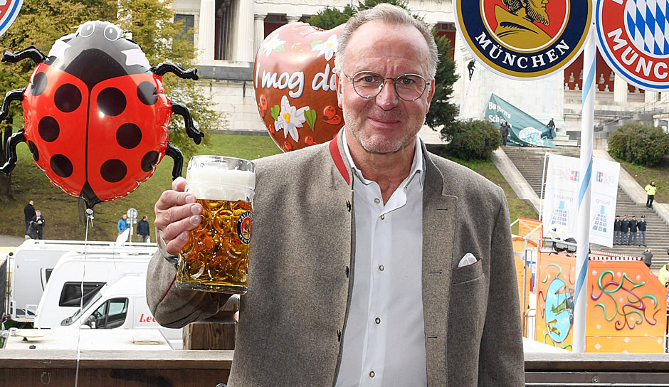 Karl-Heinz Rummenigge hört beim FC Bayern früher als zunächst angedacht auf. Hier gibt es die Netzreaktionen zum Abschied des Vorstandsvorsitzenden des FCB.