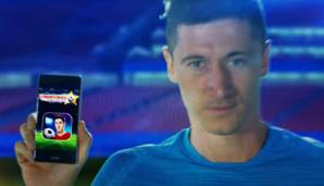 Bereits 2016 hatte Lewandowski ein eigenes Smartphone-Spiel auf den Markt gebracht: "Lewandowski Euro Star 2016". Die Aufgabe des Spielers ist es, so viele Punkte wie möglich bei diversen Fußball-Übungen zu sammeln.