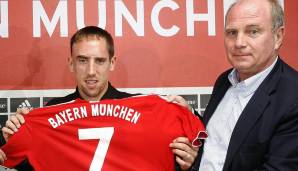 Frank Ribery: DER Königstransfer. Kommt für 30 Mio. Euro aus Marseille. Wird mit 39 Scorerpunkten in 46 Spielen direkt zum König von München und später zur Vereinslegende.