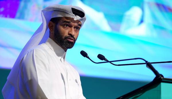 Hassan Al-Thawadi ist der Vorsitzende des 2022 FIFA World Cup LLC. Am runden Tisch des FC Bayern plädierte er dafür, vor allem den Fortschritt in Katar zu sehen.