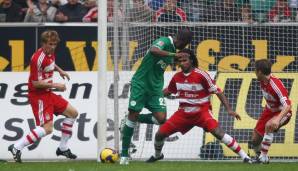 2008/2009: Jürgen Klinsmanns Saison beim FC Bayern war quasi durchgehend eine Krise. Tiefpunkte waren die 1:5-Niederlage gegen Wolfsburg sowie das deutliche 0:4 in Barcelona. Viele DFB-Spieler hatten die Bayern damals nicht.