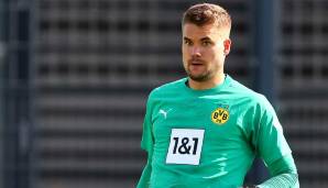 "Es gab auch noch mit anderen Vereinen Gespräche, aber als Borussia Dortmund kam, brauchte ich eigentlich gar nicht lange zu überlegen", sagte der 31-Jährige in einem Interview mit der Funke-Mediengruppe. Beim BVB unterschrieb Meyer bis 2024.