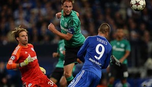 Fernando Torres erzielte beide Tore für Chelsea beim Sieg auf Schalke