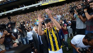 Fener-Neuzugang Robin van Persie soll das Team aus Kadiköy in die CL schießen