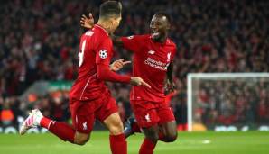 Naby Keita bejubelt mit Roberto Firmino seinen Führungstreffer gegen den FC Porto.