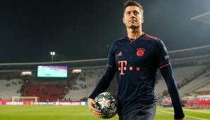 1. ROBERT LEWANDOWSKI | FC Bayern | ST | Rating: 92 (+1)