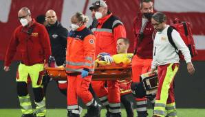 PETER GULACSI: Der RB-Keeper wird nach seinem Kreuzbandriss im rechten Knie im Glasgow-Spiel am Sonntag in Innsbruck operiert und wird dort wohl bis Ende der Woche bleiben. "Das macht Sinn", sagte Trainer Rose nun bezüglich der Suche nach einem Ersatz.