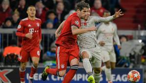 JAVI MARTINEZ (bis 72.): Machte das, was er machen sollte: Zweikämpfe gewinnen und Löcher stopfen. Stand - ähnlich wie Hummels - nicht ideal, als van Dijk seinen wuchtigen Körper in den Münchner Nachthimmel drückte. Note: 3,5.