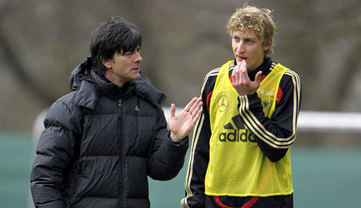 Stefan Kießling (r.) hat unter Jogi Löw (l.) zwei Länderspiele bestritten - das letzte im Februar 2009