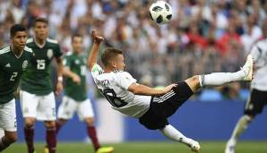 Joshua Kimmich: Enorm offensiver Auftritt gegen Mexiko, der hinten Lücken ließ, danach etwas konservativer. Einsatzfreudig, aber ohne den ganz großen Moment. Man hat ihn schon solider gesehen. Schlug viele schlechte Flanken und ein paar gute. Note: 4.