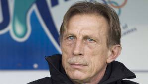 Christoph Daum sieht auch nach dem angekündigten Rückzug von Bundestrainer Joachim Löw schwere Zeiten auf die deutsche Nationalmannschaft zukommen.