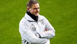 "Wir haben einen wirklich guten Bundestrainer. Daher gibt es diese Diskussion nicht", sagte er damals. Jetzt gibt es sie. Er wäre eine Außenseiterlösung mit Charme und durchaus DFB-Stallgeruch.