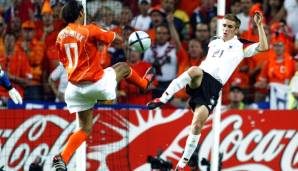 14. PHILIPP LAHM - Alter bei Debüt: 20 Jahre, 7 Monate, 4 Tage. Der spätere Weltmeister-Kapitän gab seinen Turnier-Einstand bei der EM 2004 beim 1:1 gegen die Niederlande. Deutschland scheiterte damals in der Vorrunde.