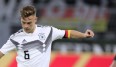Das Fanbündnis "Unsere Kurve" hat mit großer Zurückhaltung auf die Ankündigung des DFB reagiert, wonach die Nationalmannschaft auf dem Weg zur Heim-EM 2024 wieder mit einer Kapitänsbinde in Deutschland-Farben spielen wird.