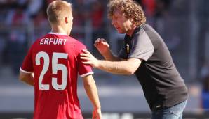 Der Angreifer spielte ab der U17 für Erfurt, für einen echten Platz bei den Profis reichte es aber nicht. Ging daher zu Hannovers U19, wurde nach einer Saison aber vereinslos. Das ist er auch heute, seine Zeit bei Optik Rathenow fiel Corona zum Opfer.
