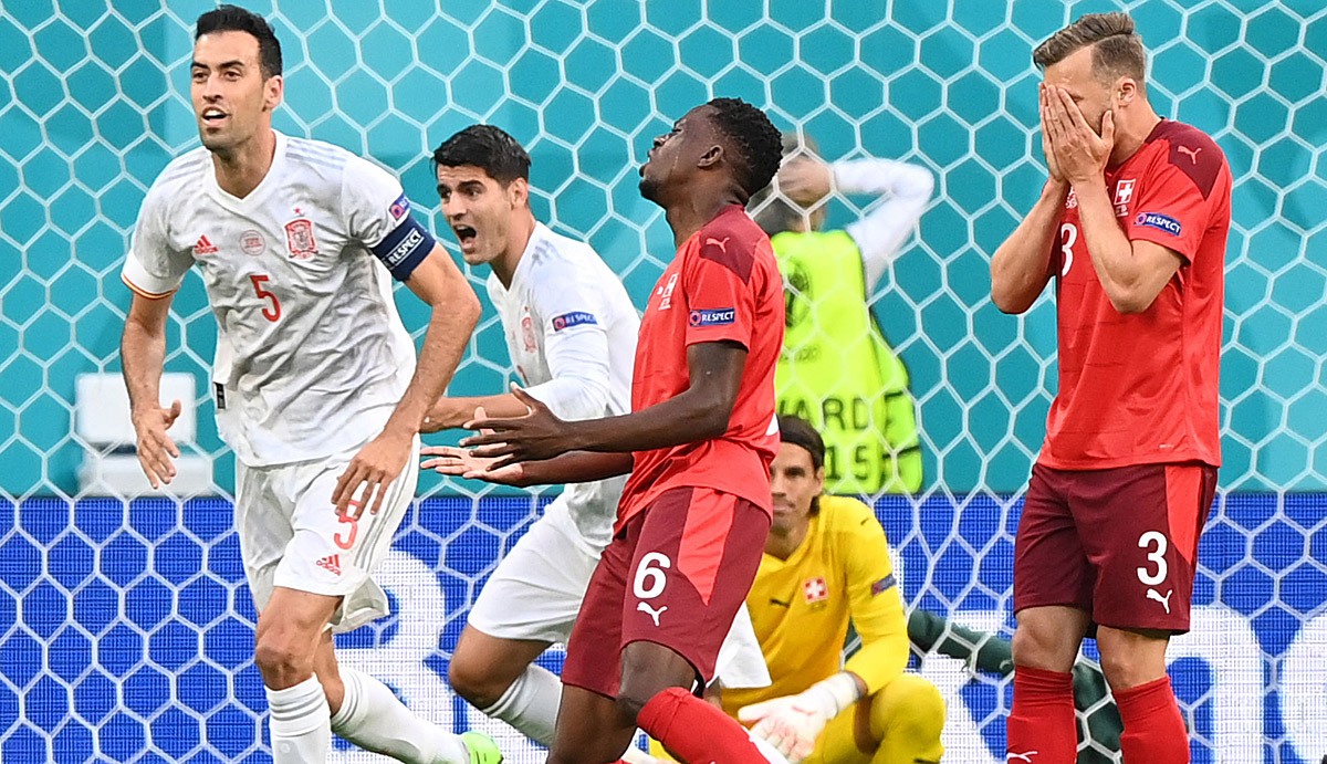 Denis Zakaria hat gegen Spanien ein Eigentor erzielt.