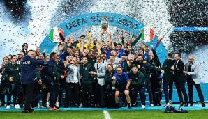 LE FIGARO: "53 Jahre nach ihrer ersten Krönung hat La Nazionale am Sonntag die Europameisterschaft auf Kosten Englands gewonnen. Die Belohnung für eine großartige Wiedergeburt."