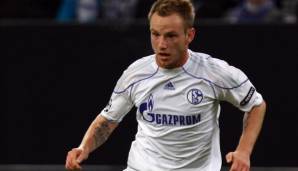 IVAN RAKITIC, FC Schalke 04, Potenzial - 85: Nach vier Jahren verließ der Kroate die Knappen und schloss sich Sevilla 2011 an. 2014 ging er zu Barca, dort gewann er die CL und viermal die Meisterschaft. 2020 im Zuge des Barca-Umbruchs zurück zu Sevilla.