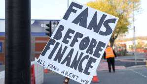 Die Fans sehen sich dabei als wichtiger an als die Finanzen der Klubs.