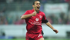 YOURI DJORKAEFF beim 1. FC Kaiserslautern: Die Fans auf dem Betzenberg staunten nicht schlecht, als die Roten Teufel den Welt- und Europameister verpflichteten, der zuvor für Inter, PSG und Monaco aktiv war.